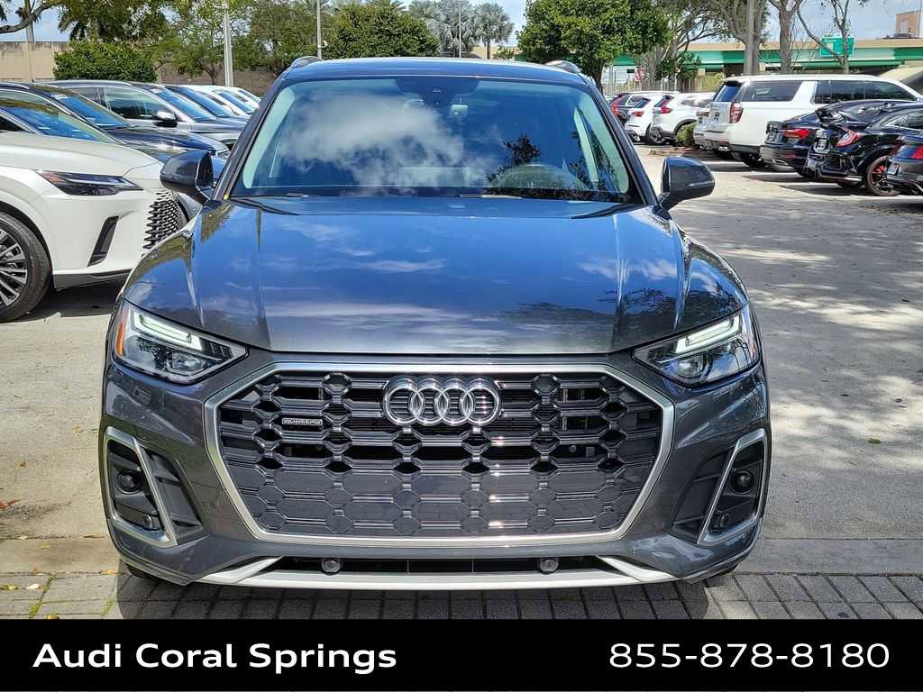 Certified 2023 Audi Q5 e Premium w/ Convenience Package image 3