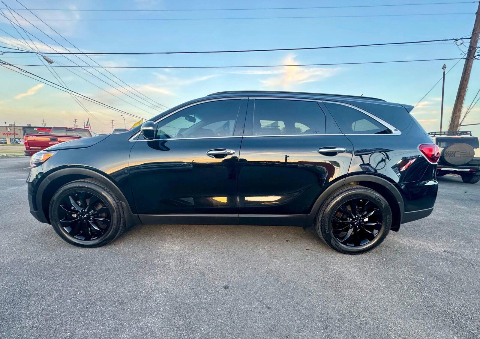 Used 2020 Kia Sorento S FWD image 4