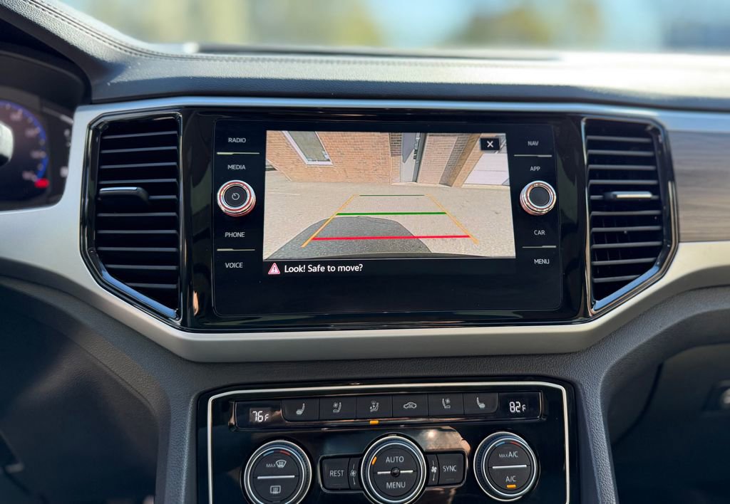 Used 2021 Volkswagen Atlas SEL Premium image 34