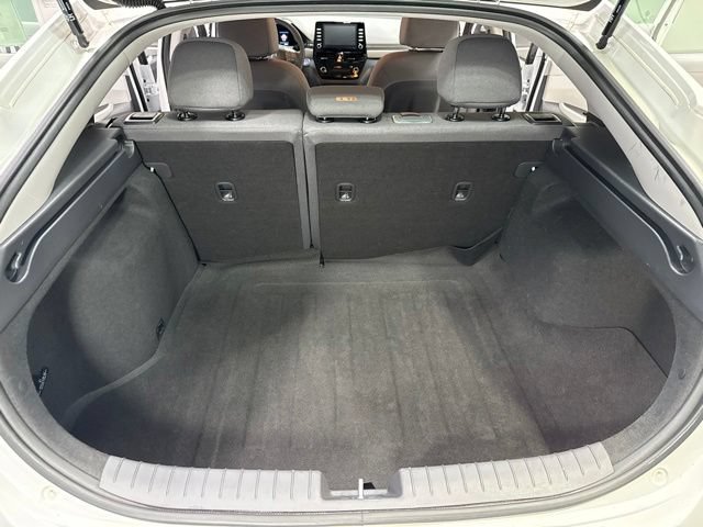 Used 2020 Hyundai Ioniq Blue FWD image 23