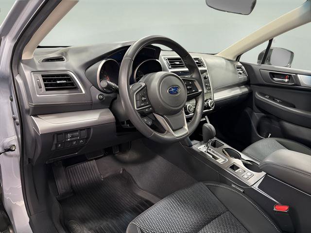Used 2019 Subaru Outback 2.5i Premium w/ Popular Package #2 AWD/4WD image 10