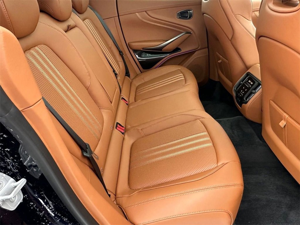 New 2026 Aston Martin DBX 707 image 29