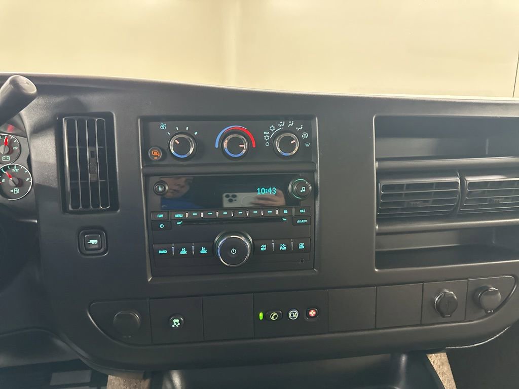 Used 2011 Chevrolet Express 1500 Upfitter image 48