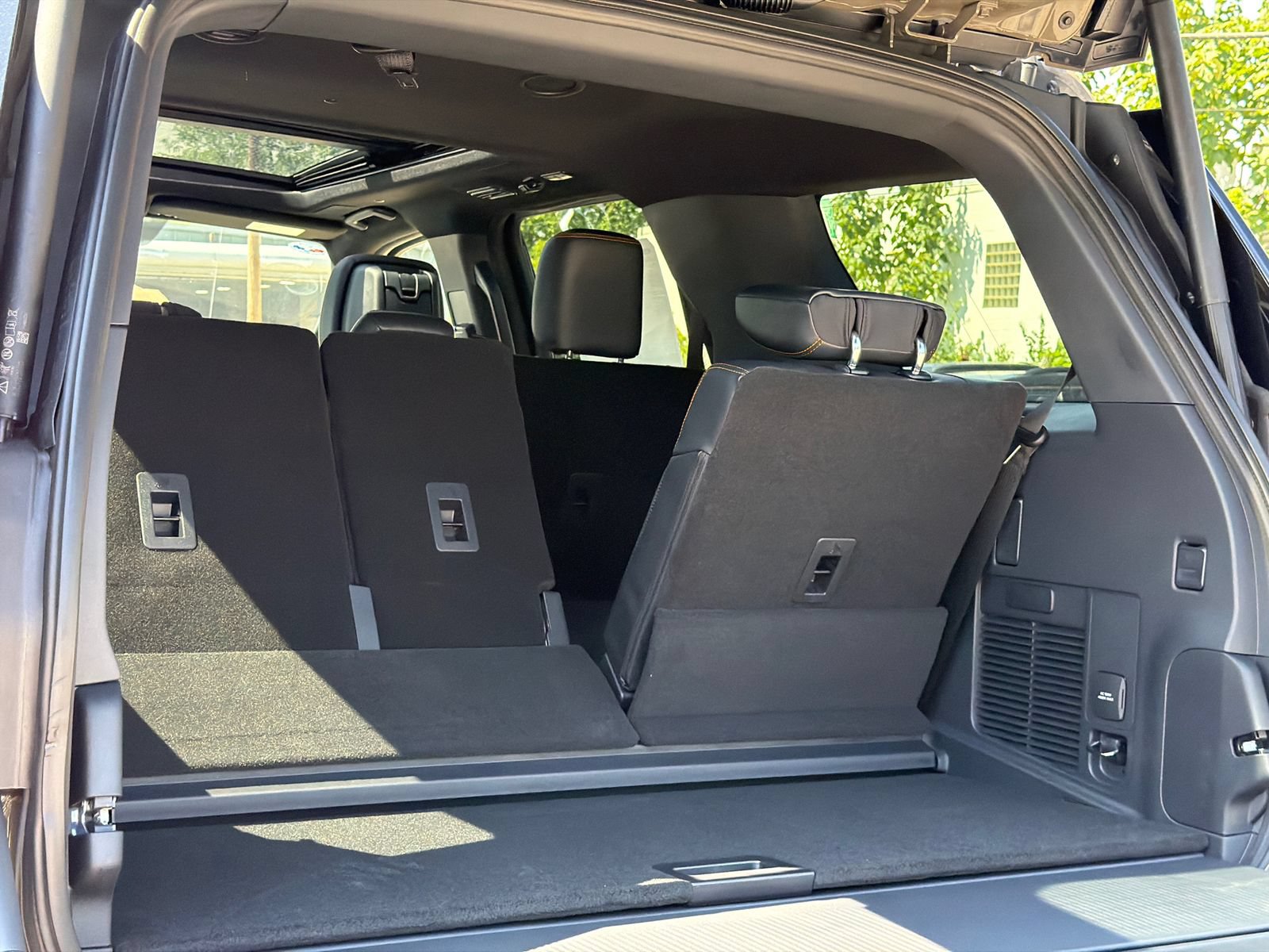 New 2027 Ford Expedition Tremor w/ Driver's Package AWD/4WD image 9