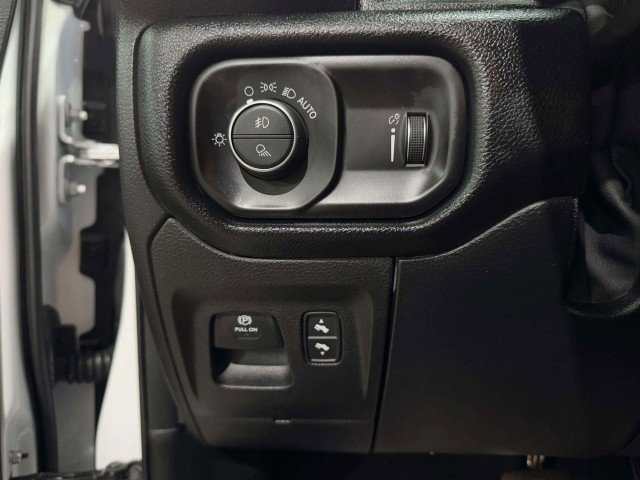 Used 2021 RAM 1500 Big Horn image 22