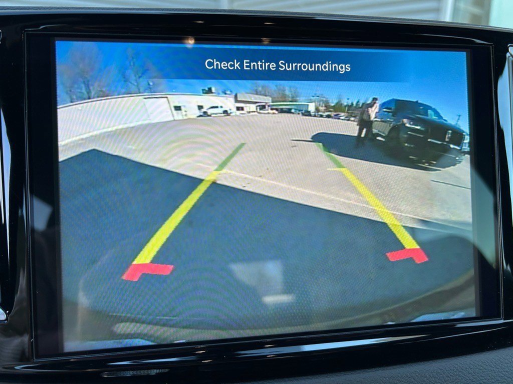 New 2025 Chrysler Voyager LX image 22