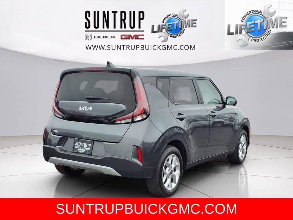 Used 2024 Kia Soul LX w/ Option Group 015 image 3