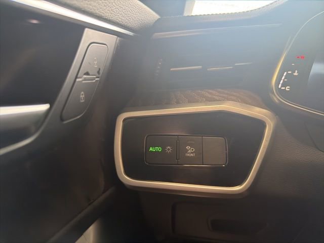 Used 2023 Audi A6 2.0T Premium AWD/4WD image 12