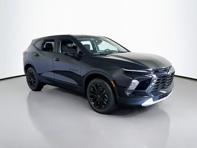 New 2026 Chevrolet Blazer LT w/ LPO, Black Sport Package FWD image 2