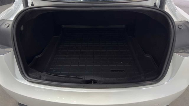 Used 2024 Tesla Model 3 Standard Range RWD image 28