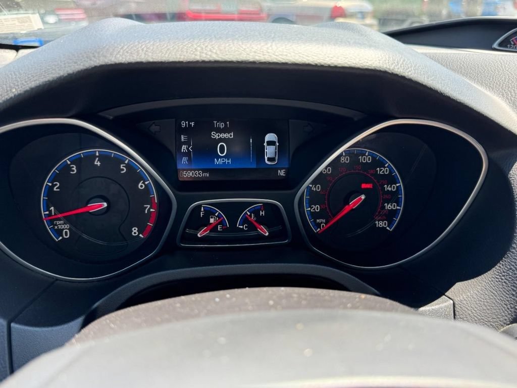 Used 2017 Ford Focus RS AWD/4WD image 25