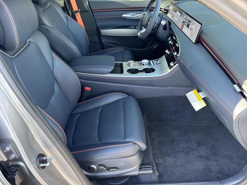 New 2026 Genesis GV70 2.5T Sport Prestige AWD/4WD image 13