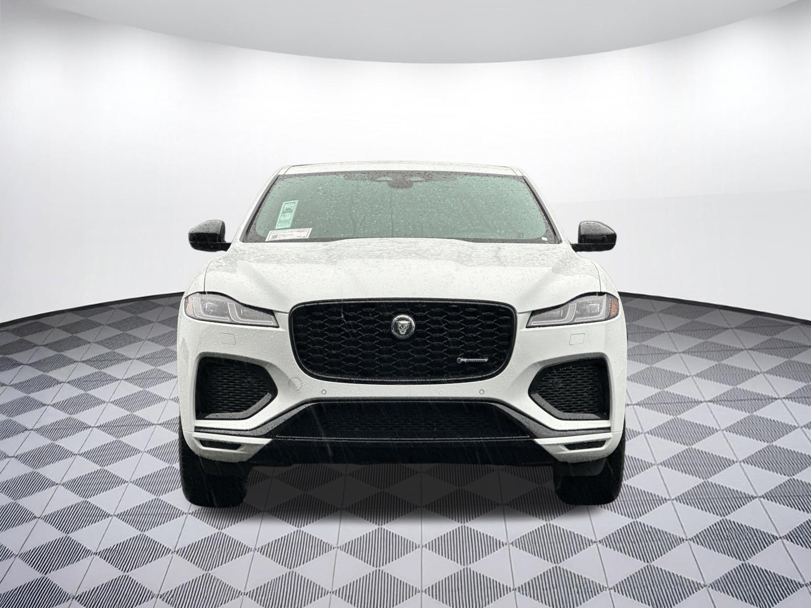 New 2025 Jaguar F-PACE R-Dynamic S AWD/4WD image 5