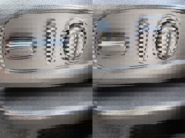 Used 2019 GMC Terrain SLE w/ Driver Convenience Package image 17