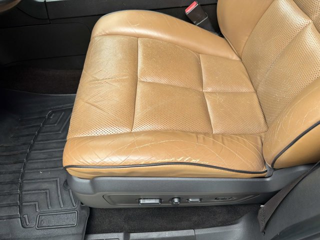 Used 2013 Lincoln Navigator L 4WD image 11