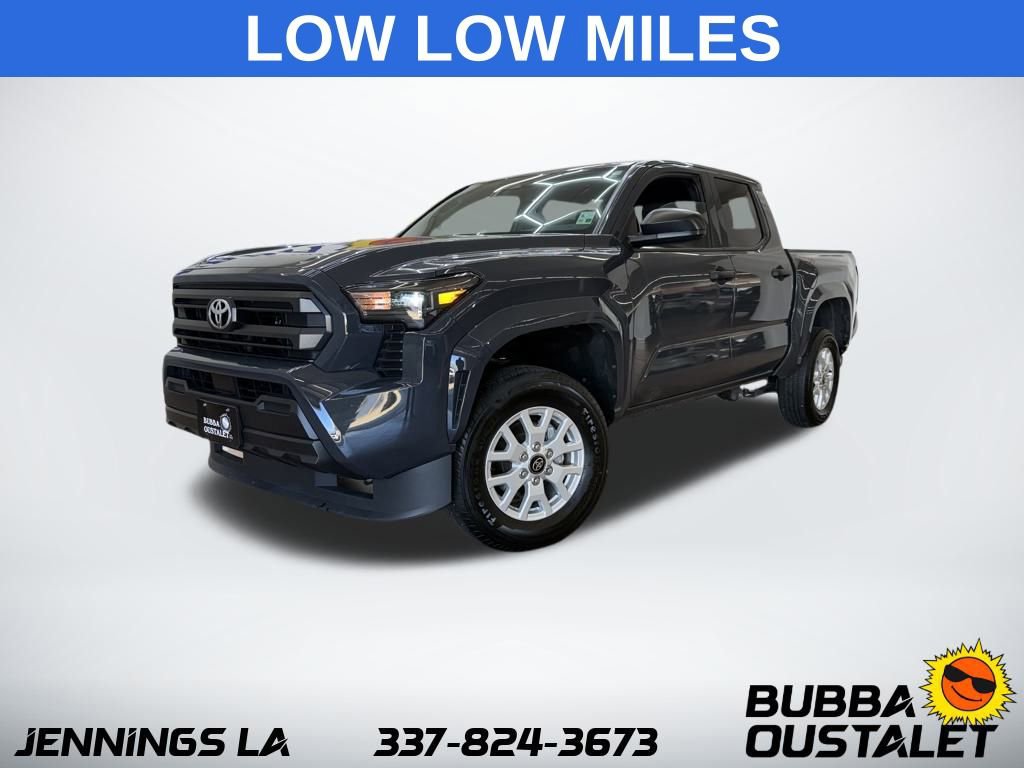 Used 2025 Toyota Tacoma SR image 1