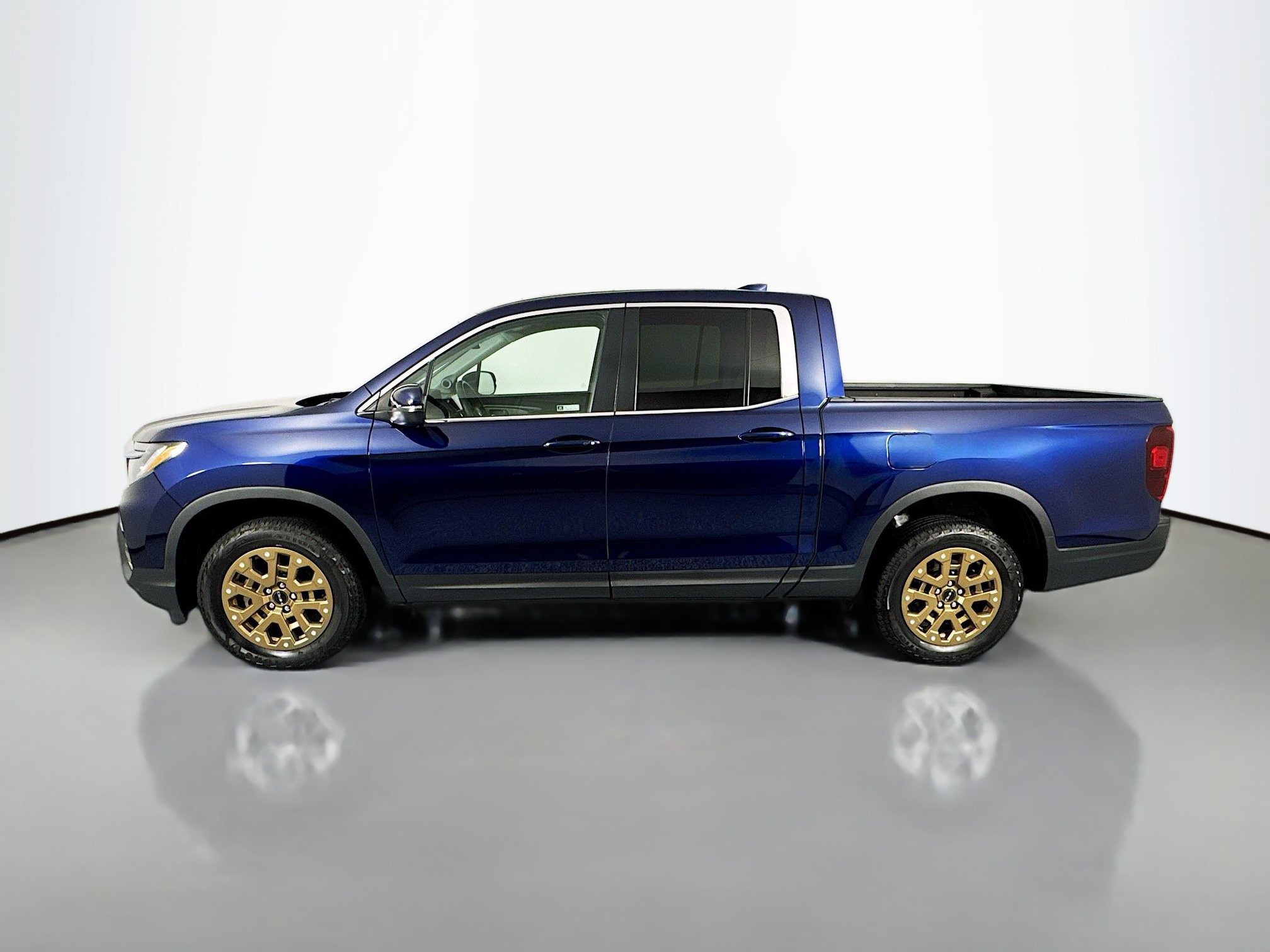 Certified 2023 Honda Ridgeline RTL image 8