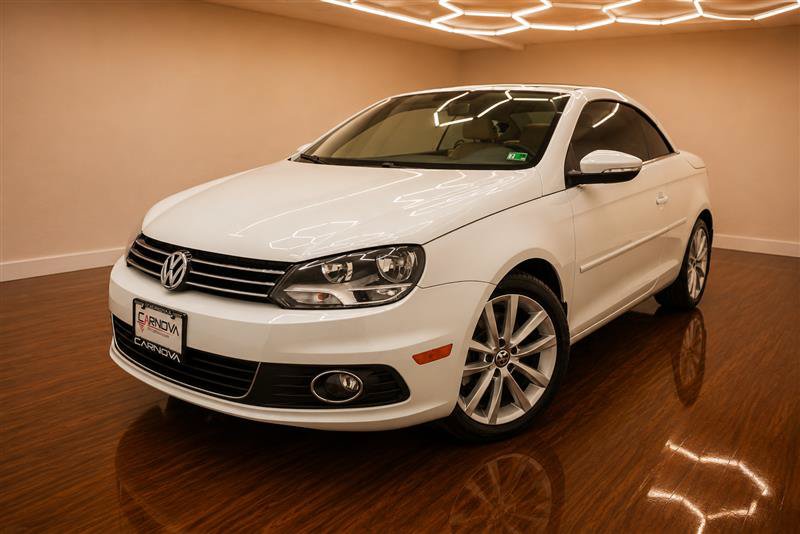 Used 2015 Volkswagen Eos Komfort FWD image 2