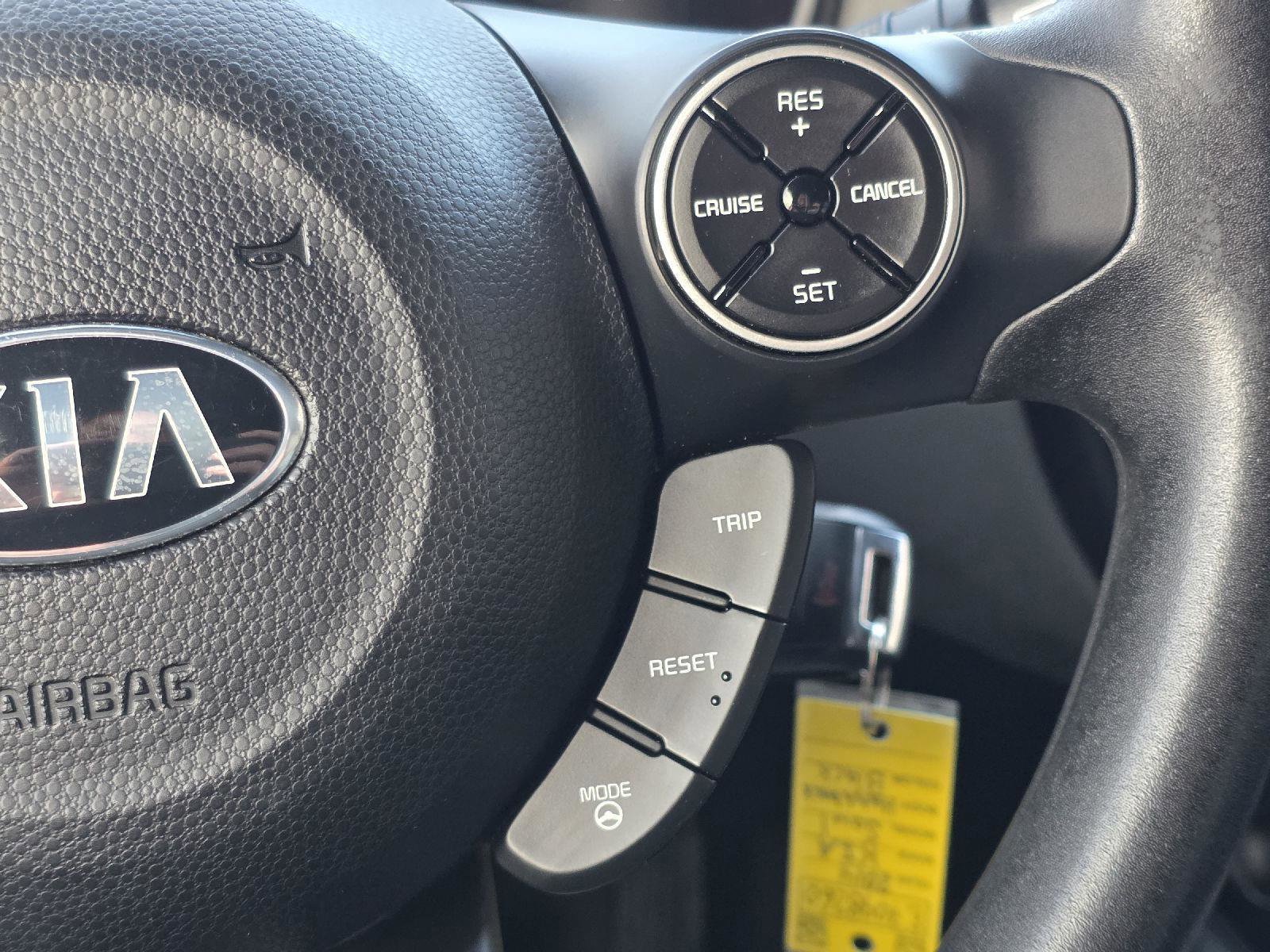 Used 2014 Kia Soul + image 12