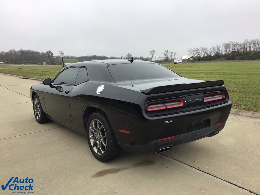 Used 2017 Dodge Challenger GT w/ Driver Convenience Group image 7