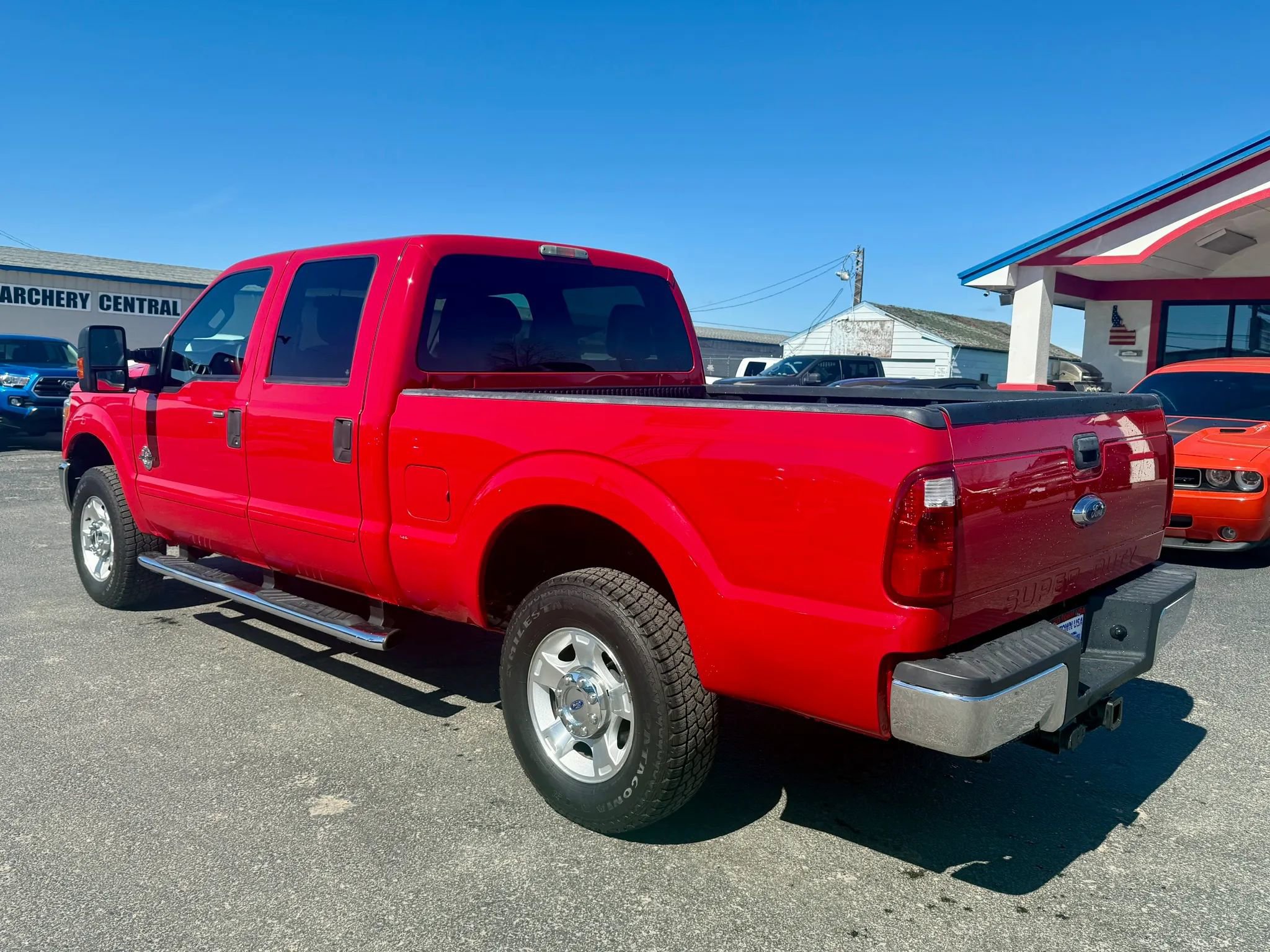 Used 2014 Ford F250 XLT w/ XLT Interior Package image 3