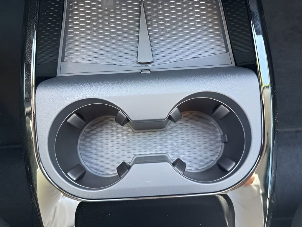 Used 2025 Ford Mustang Mach-E Premium image 25