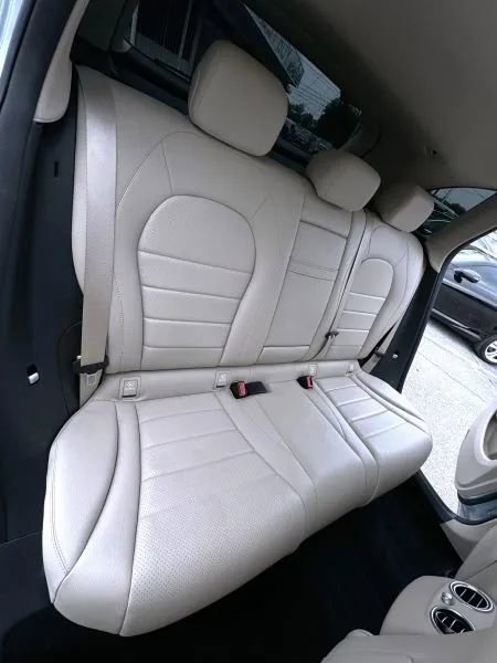 Used 2016 Mercedes-Benz GLC 300 image 25