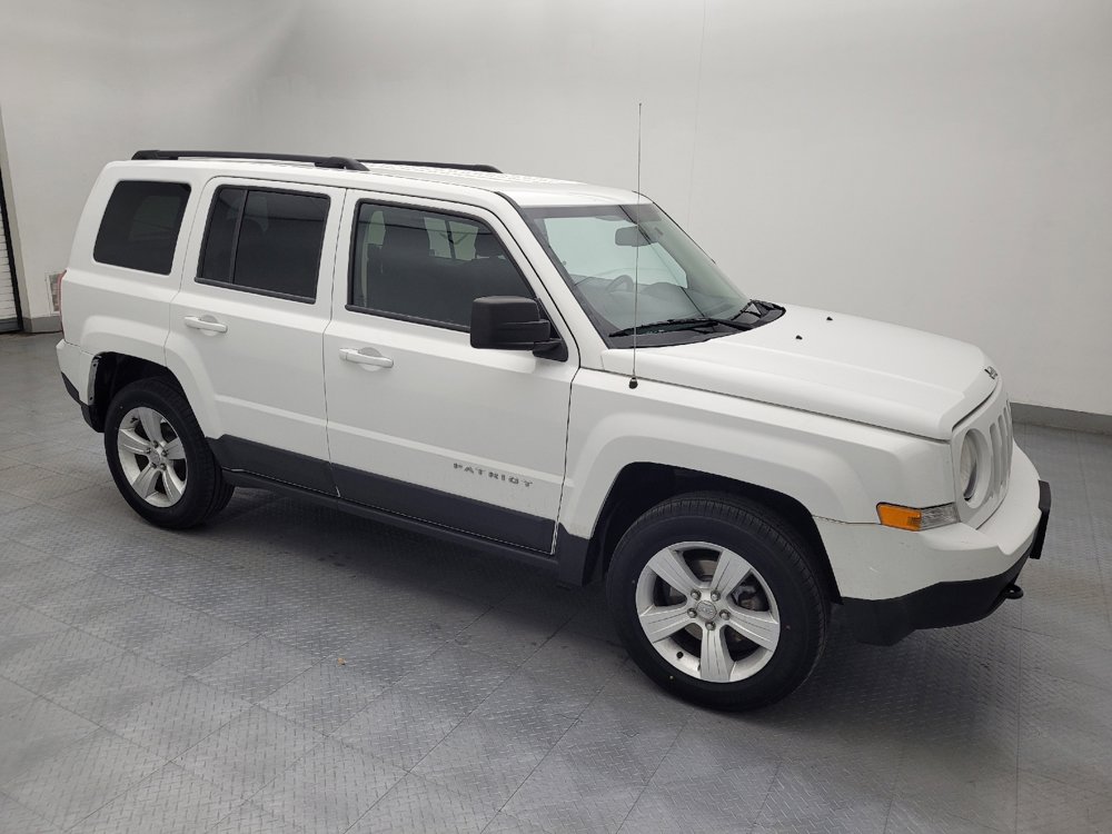Used 2014 Jeep Patriot Latitude image 11