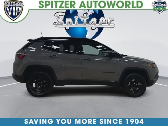 Used 2023 Jeep Compass Trailhawk AWD/4WD image 2