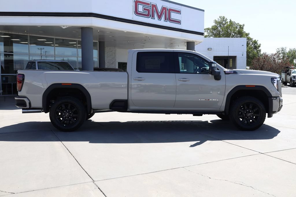 New 2026 GMC Sierra 2500 AT4 w/ AT4 Premium Plus Package AWD/4WD image 7