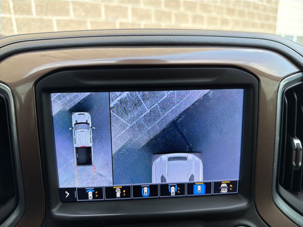 Used 2020 Chevrolet Silverado 3500 High Country image 28