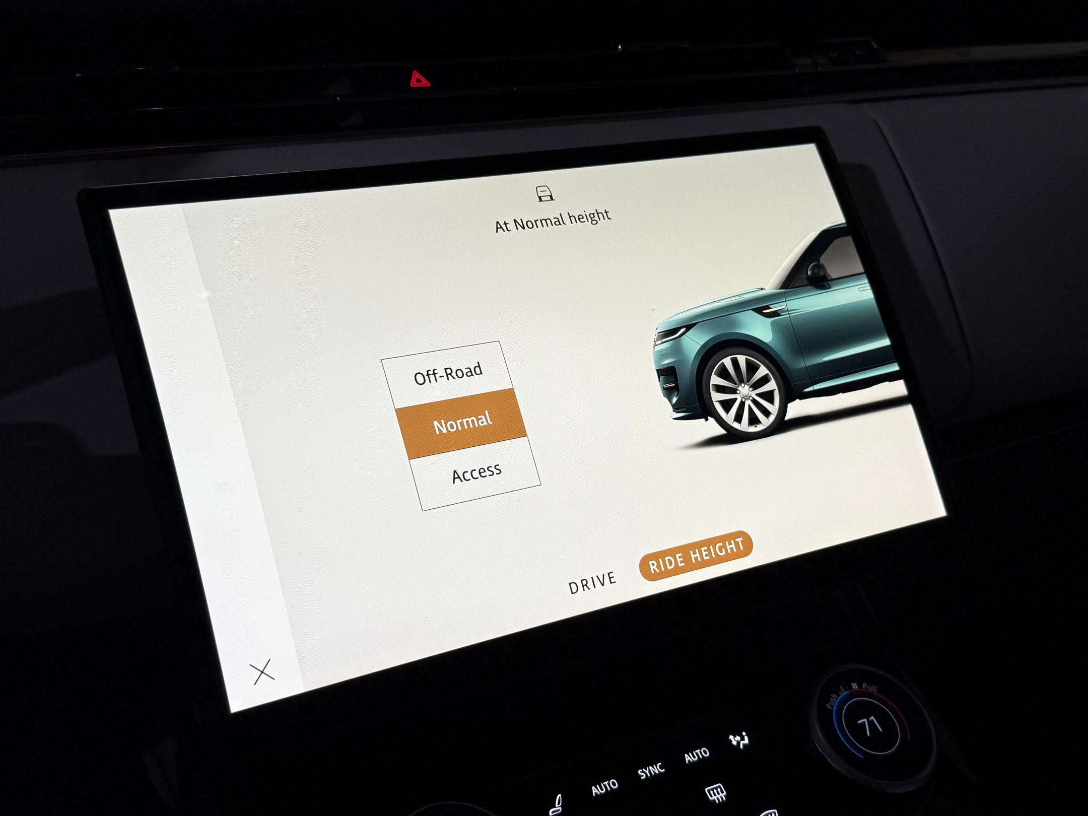 Used 2023 Land Rover Range Rover Sport SE Dynamic image 30