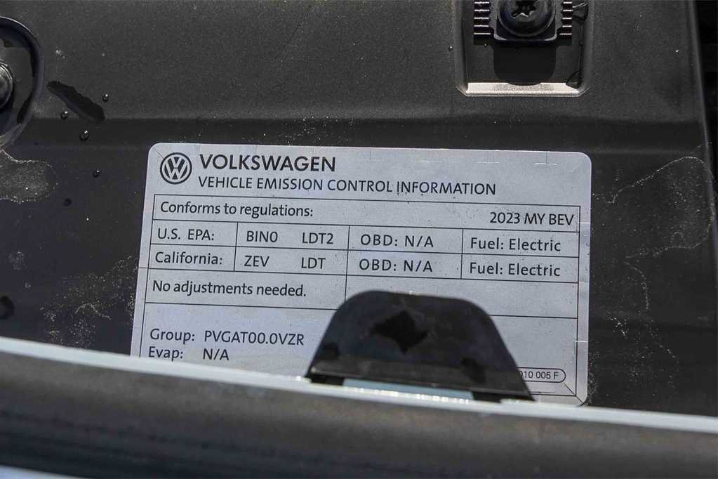 Used 2023 Volkswagen ID.4 Pro image 27