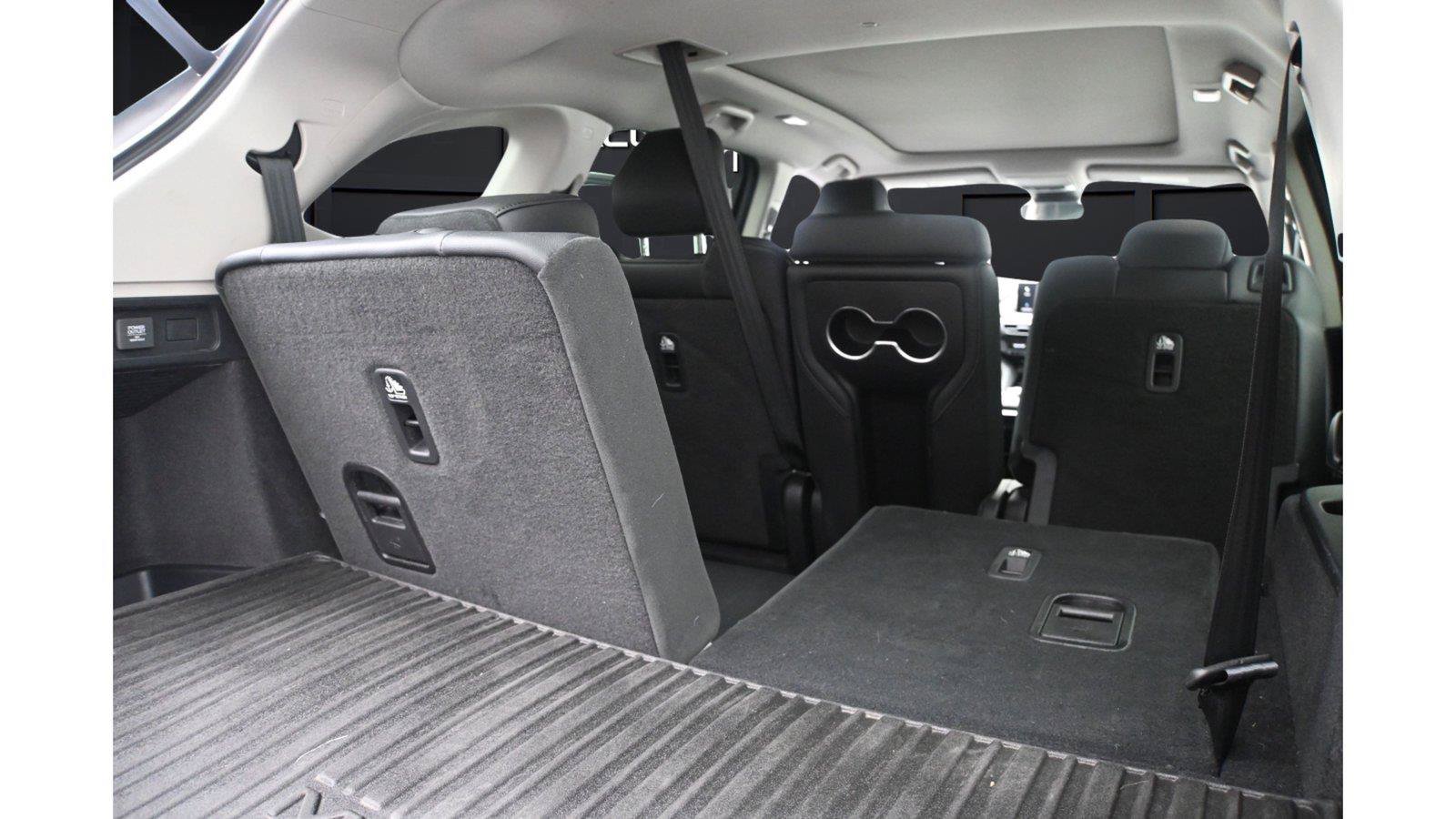 Certified 2024 Acura MDX SH-AWD image 21