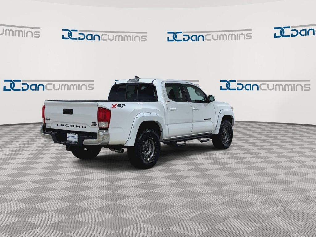Used 2017 Toyota Tacoma SR5 w/ Tow Package AWD/4WD image 9