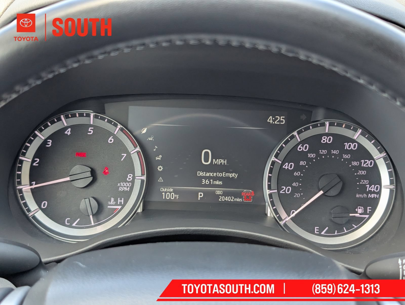 Used 2025 Toyota Highlander XLE AWD/4WD image 17