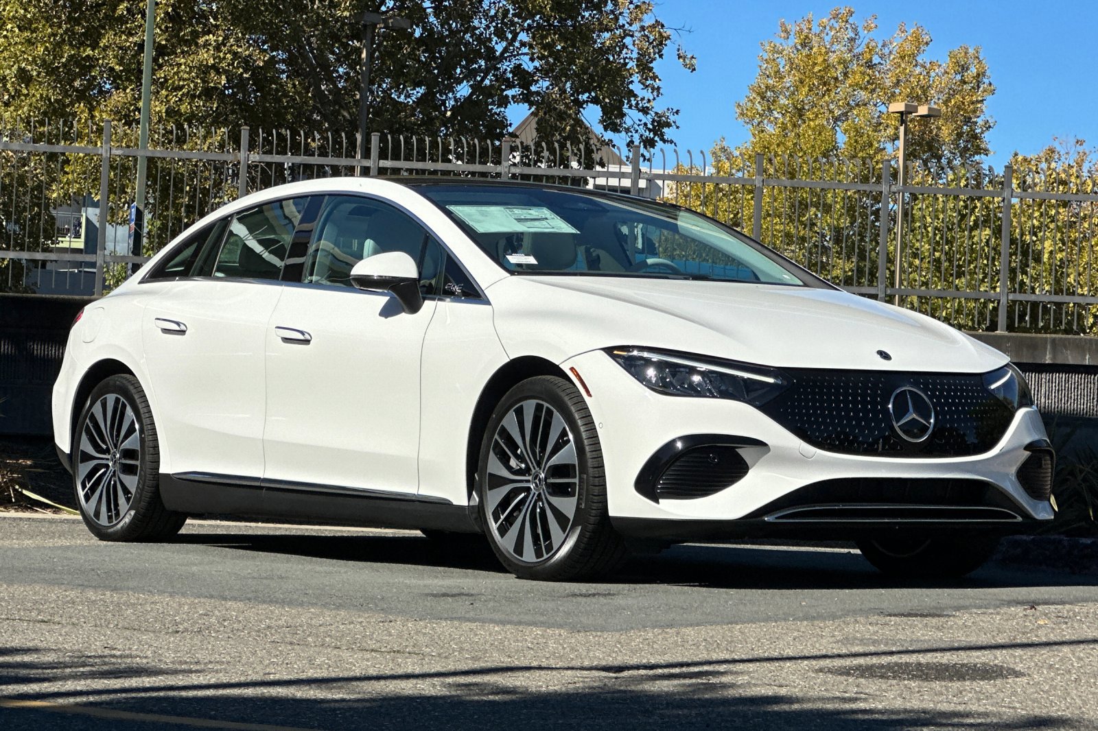 New 2025 Mercedes-Benz EQE 350+ 4MATIC Sedan image 5