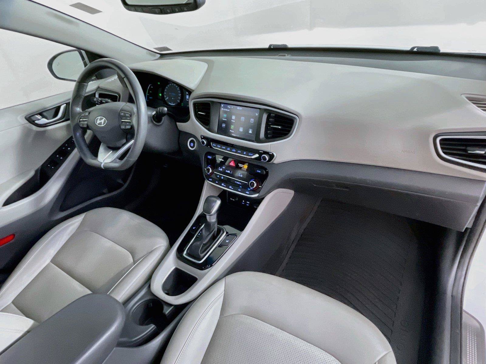 Used 2017 Hyundai Ioniq Limited FWD image 30