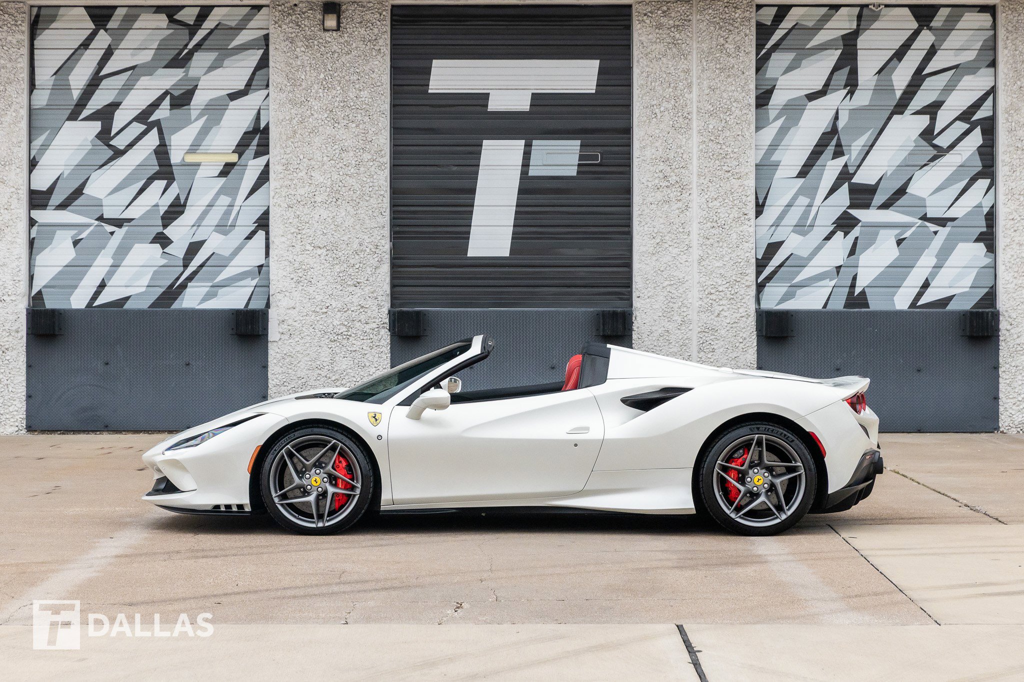 Used 2021 Ferrari F8 Tributo image 7