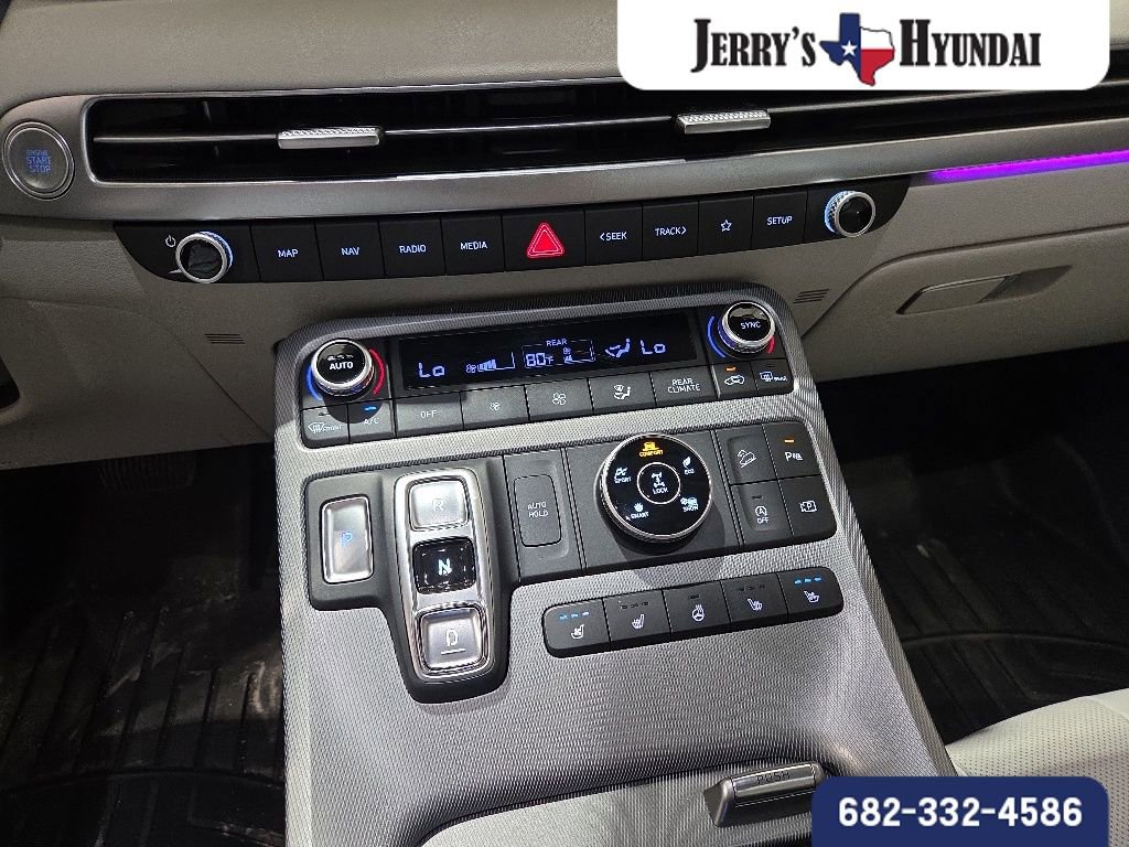 Used 2024 Hyundai Palisade Limited AWD/4WD image 11