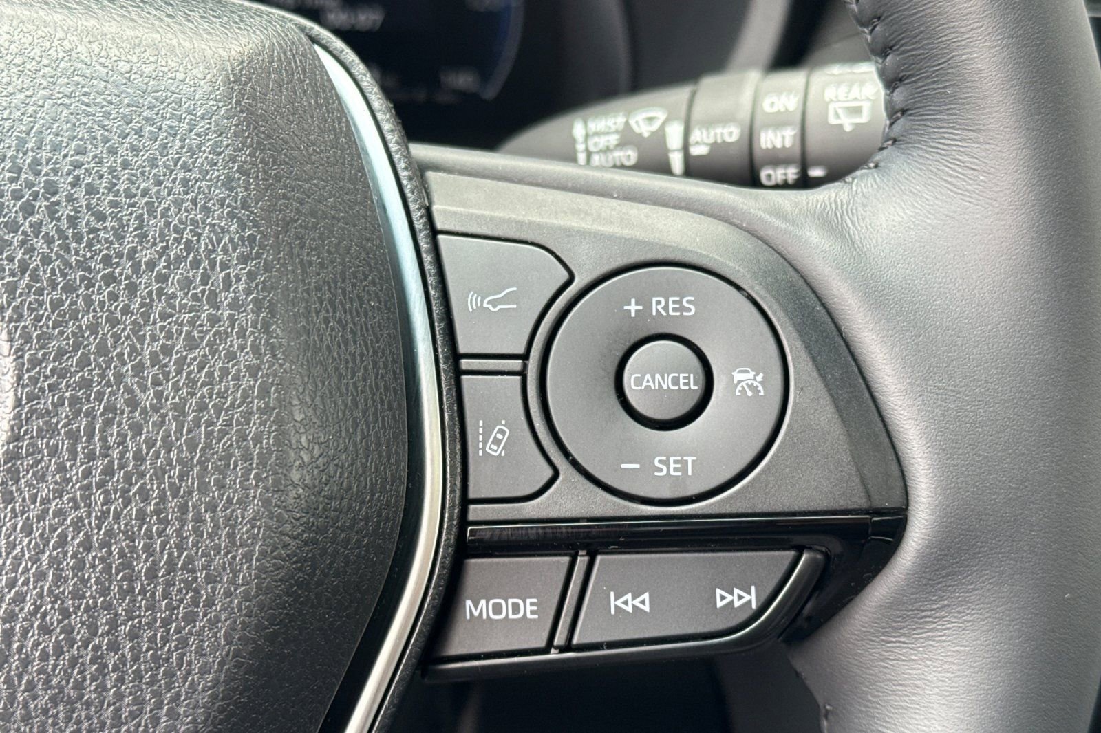 Certified 2024 Toyota Venza Limited AWD/4WD image 33