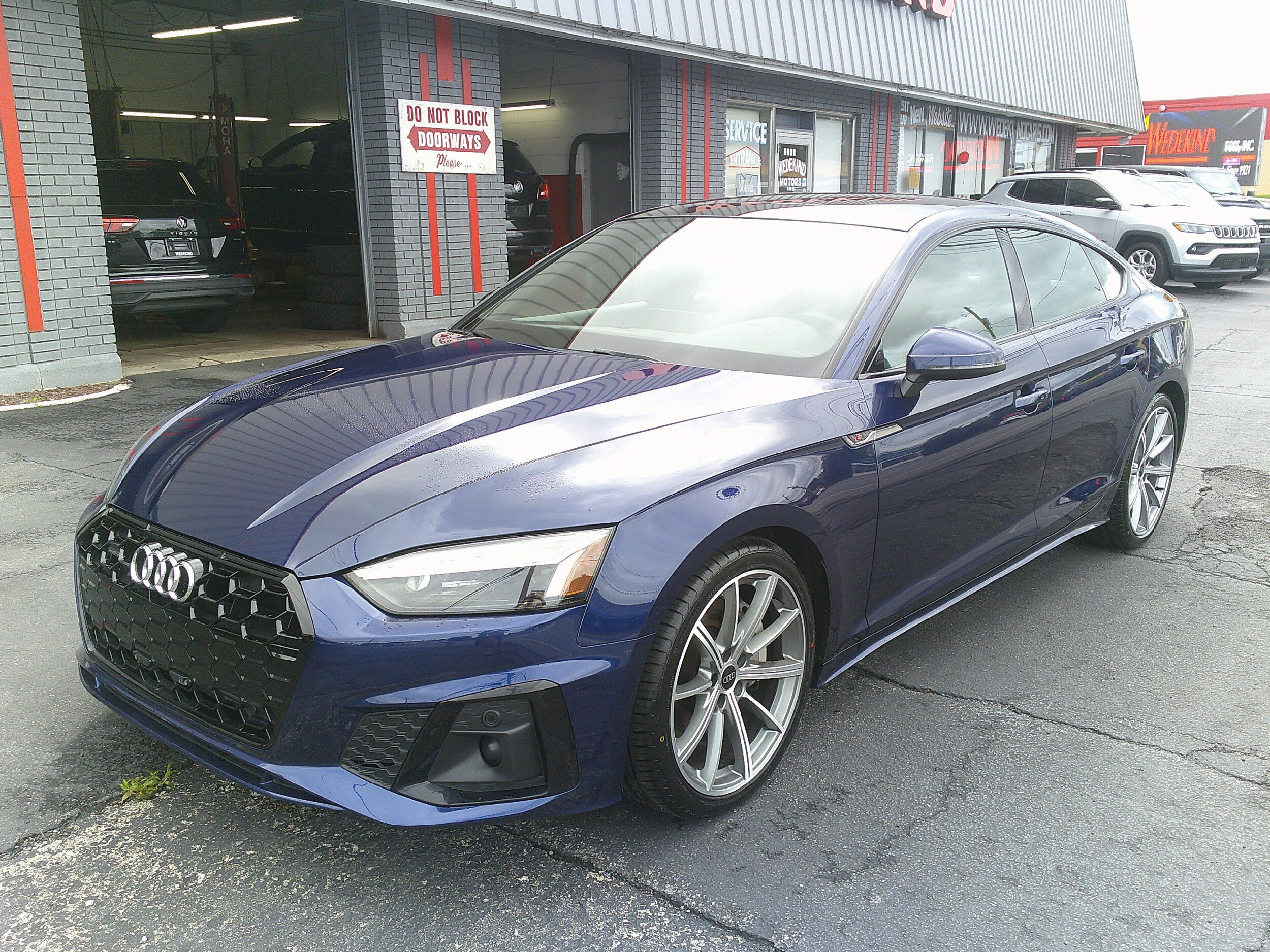 Used 2025 Audi A5 2.0T Premium Plus AWD/4WD image 11