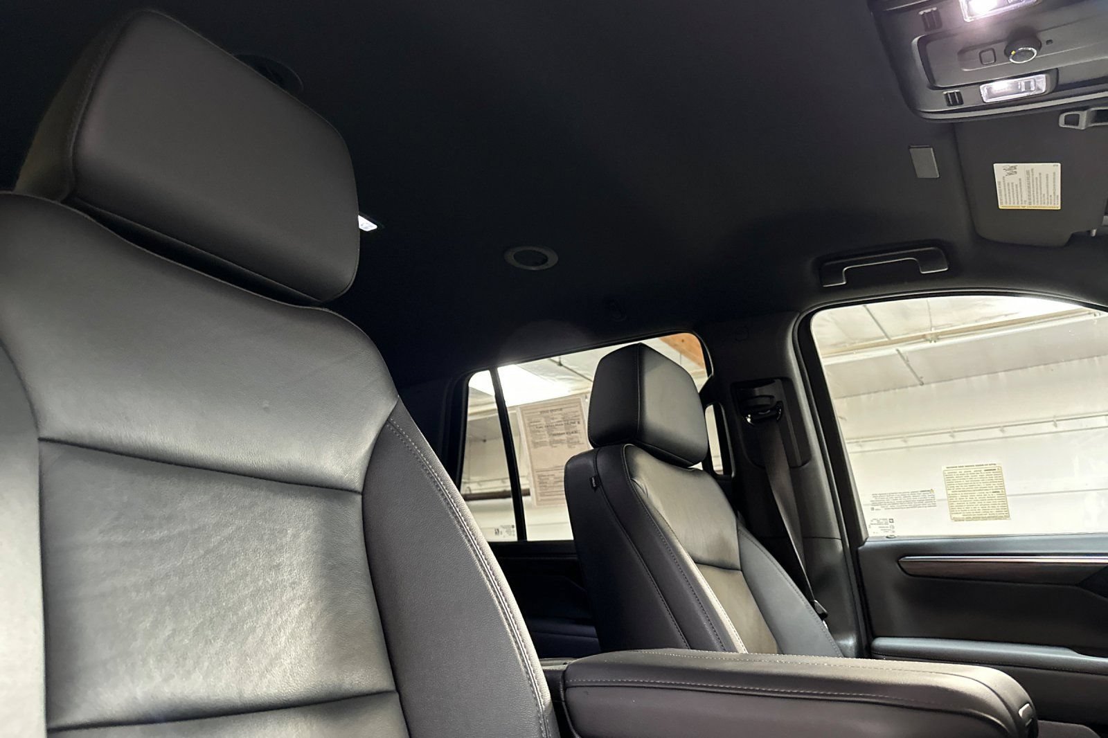 Used 2025 Chevrolet Tahoe Z71 AWD/4WD image 18