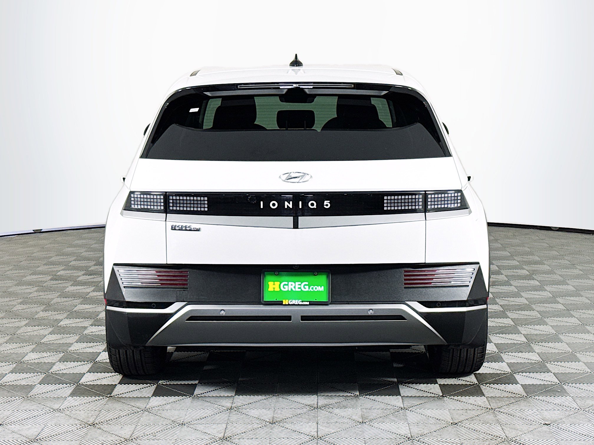 Used 2024 Hyundai Ioniq 5 SEL image 8