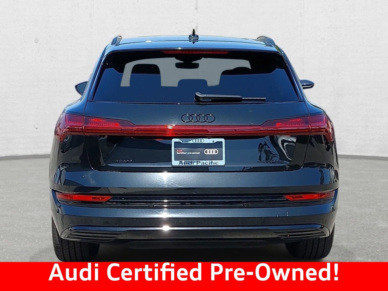 Used 2023 Audi e-tron Premium Plus w/ Premium Plus Package AWD/4WD image 6