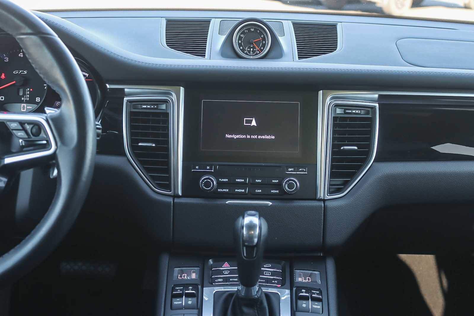 Used 2018 Porsche Macan GTS image 11