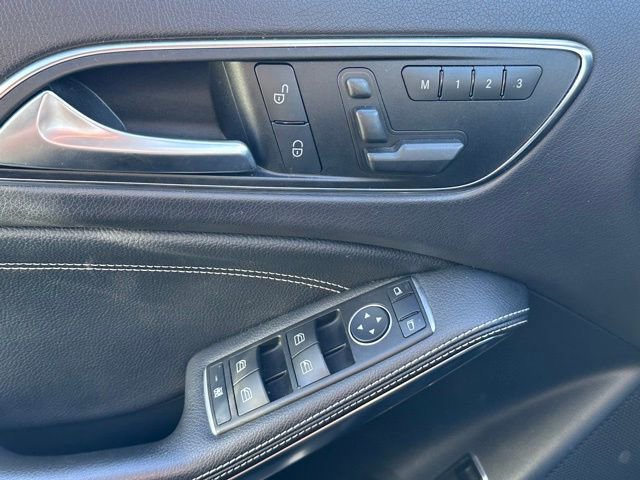 Used 2015 Mercedes-Benz GLA 250 4MATIC image 15