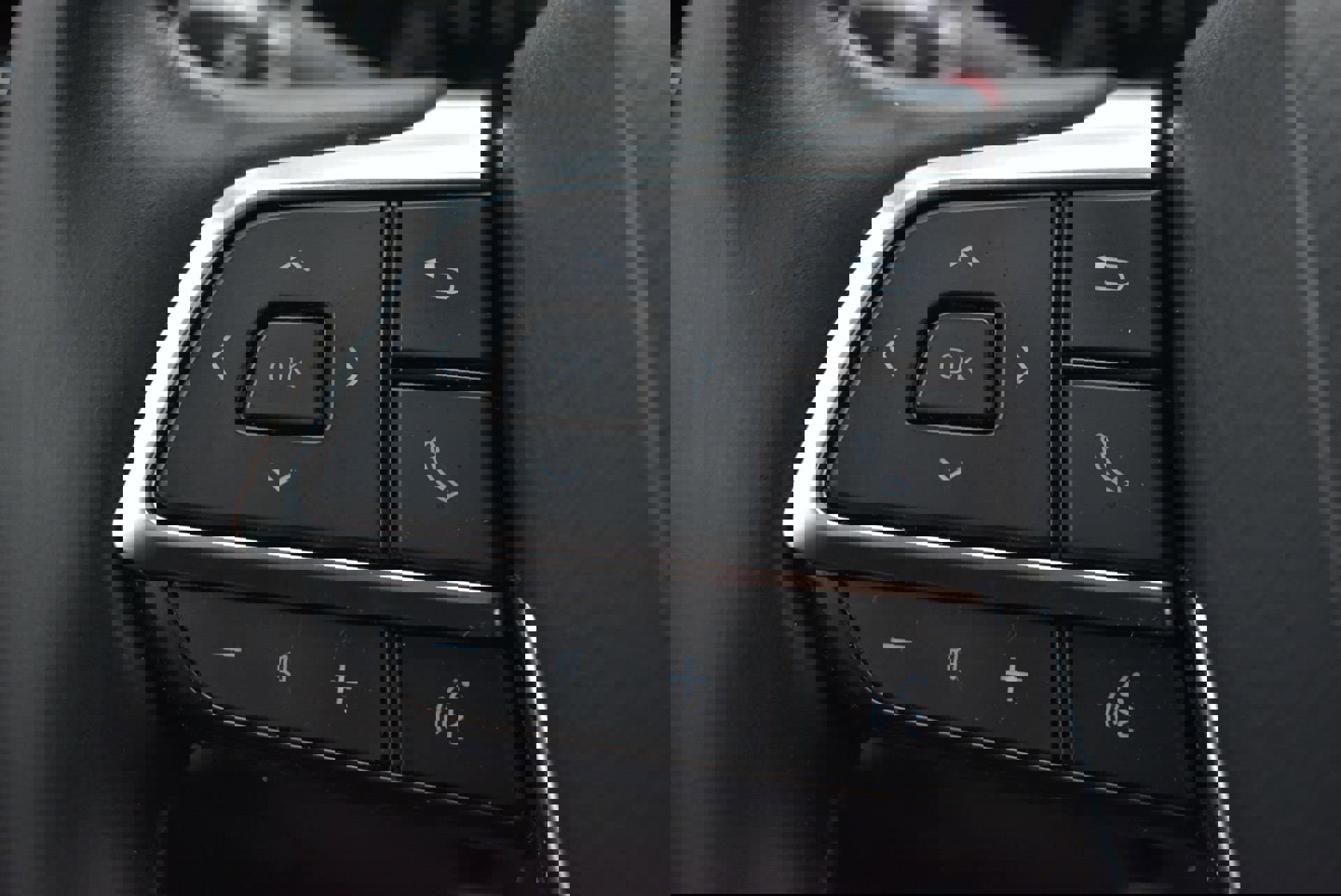 Used 2021 Toyota Highlander Platinum AWD/4WD image 23