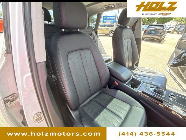 Used 2018 Audi Q5 2.0T Premium Plus w/ Premium Plus Package AWD/4WD image 30