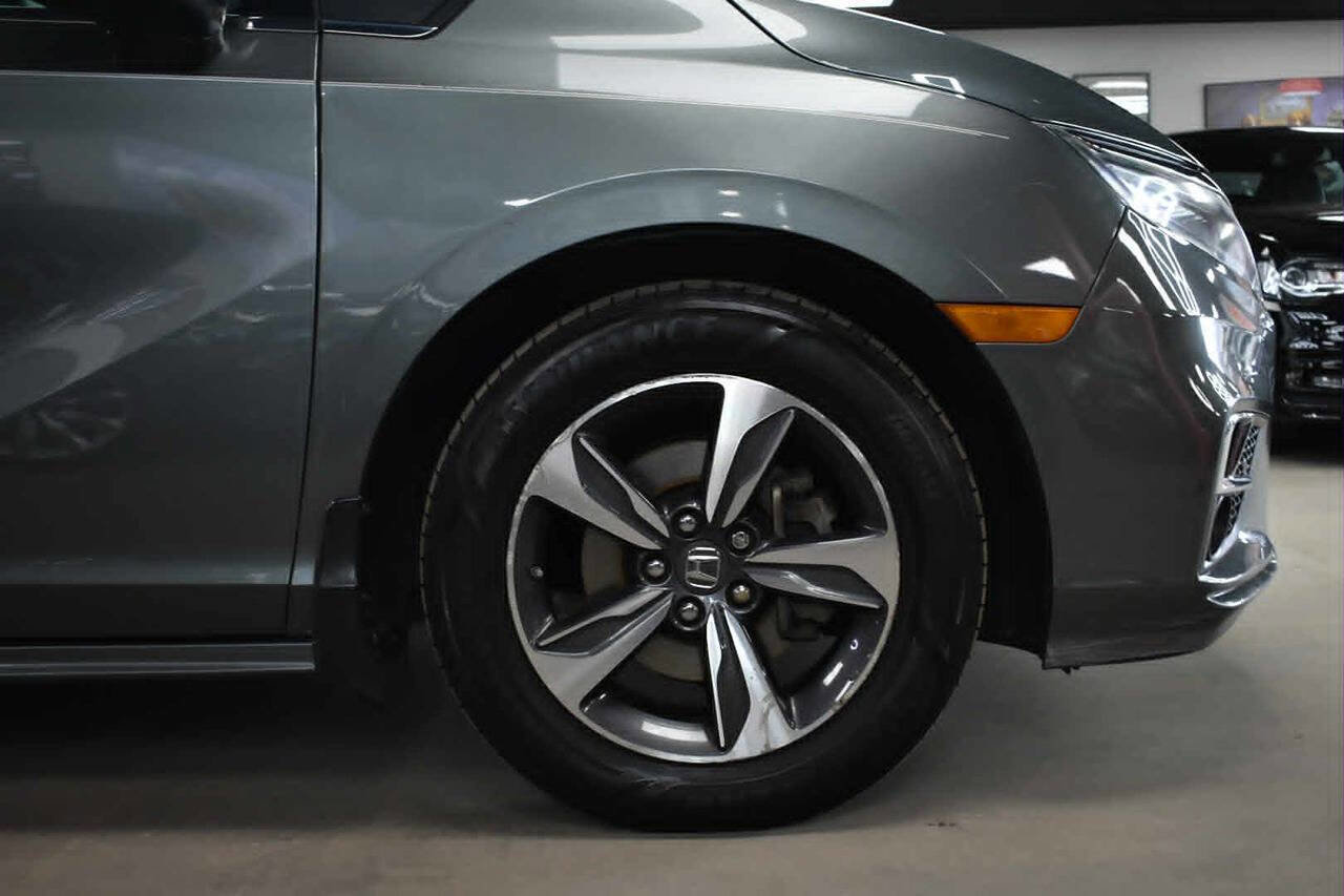 Used 2018 Honda Odyssey Touring image 10